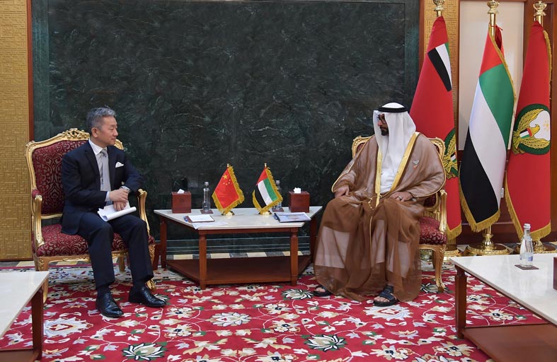 البواردي يستقبل السفير الصيني لدى الدولة