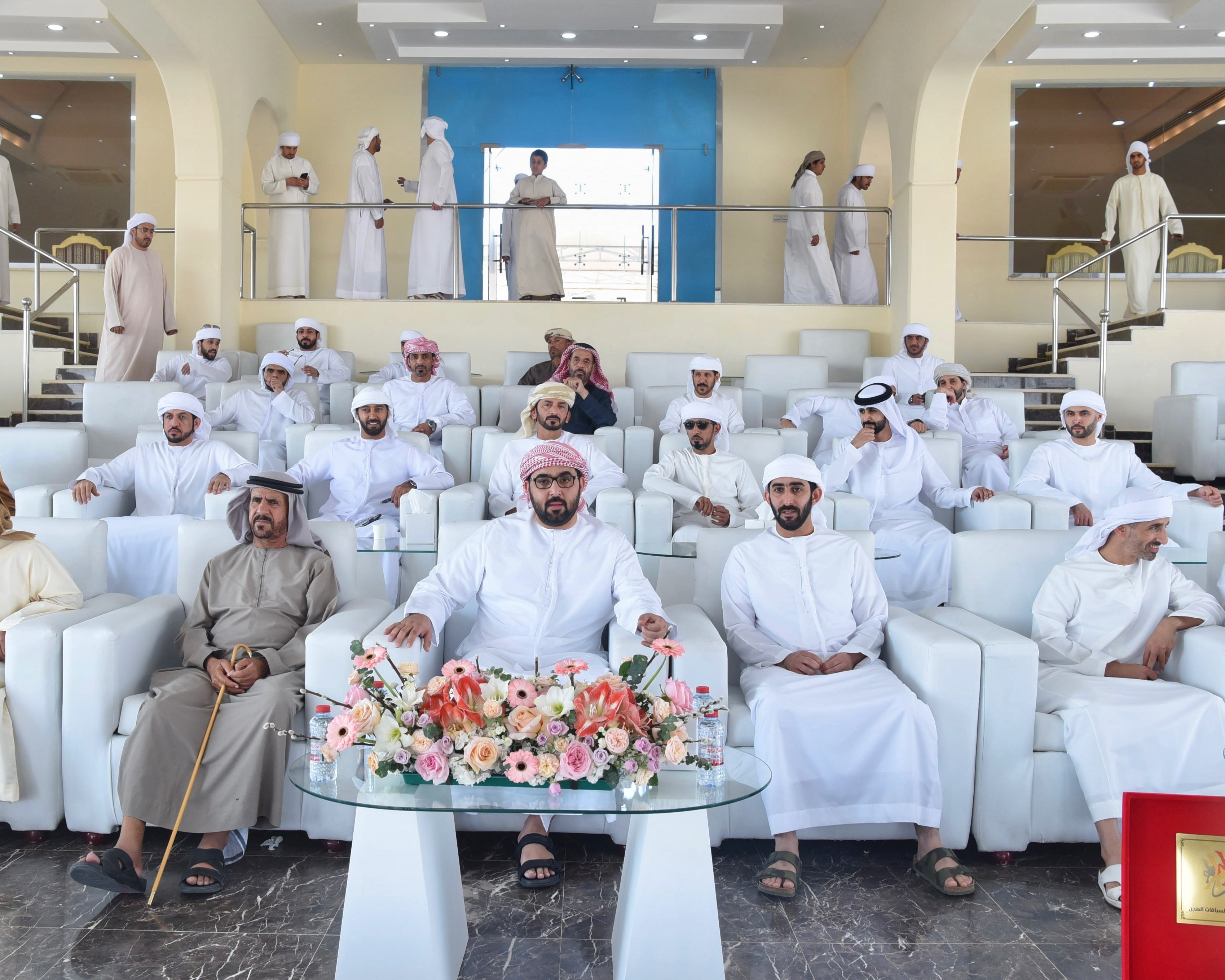 ولي عهد أم القيوين يشهد انطلاق مهرجان أم القيوين الثامن عشر لسباقات الهجن