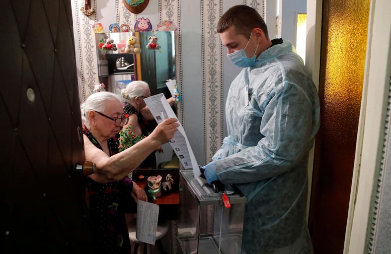 حلفاء نافالني يحققون انتصارات رمزية بالانتخابات الروسية 