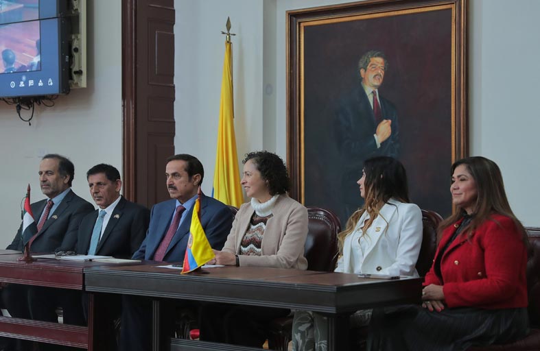 صقر غباش يبحث العلاقات البرلمانية مع النائب الاول لرئيس مجلس النواب لجمهورية كولومبيا