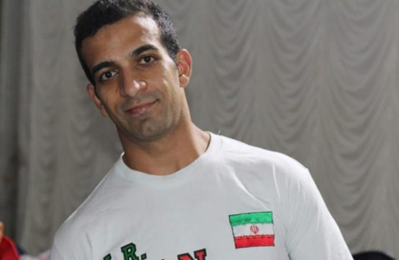 الرياضي الإيراني الذي رفض ارتداء صورة سليماني يسعى للجوء في النرويج