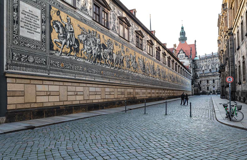 نصف سكان الكرة الأرضية في العزل الصحي