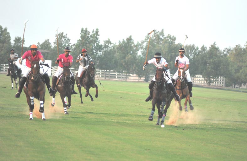 غنتوت يبدأ موسمه بحملة «بينك بولو» المجتمعية