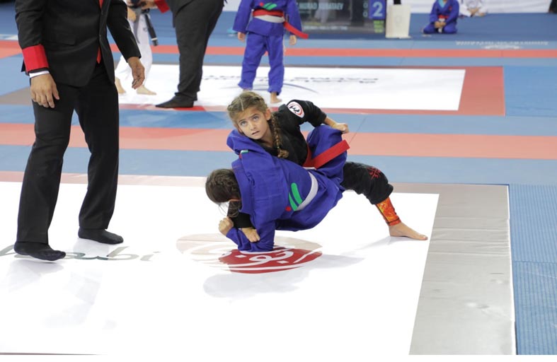 الشارقة لرياضات الدفاع عن النفس يؤسس أول أكاديمية متخصصة للجوجيتسو في كلباء