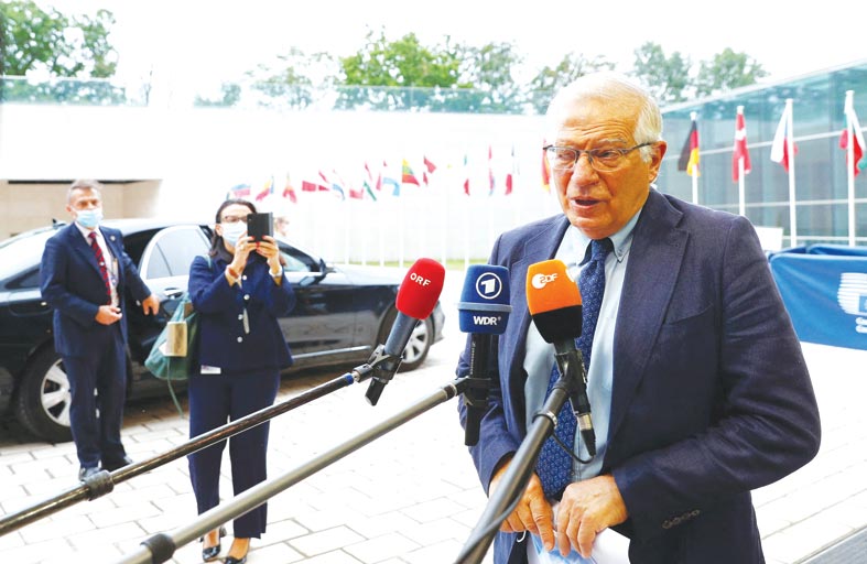 الاتحاد الأوروبي: لبنان على حافة الانهيار المالي