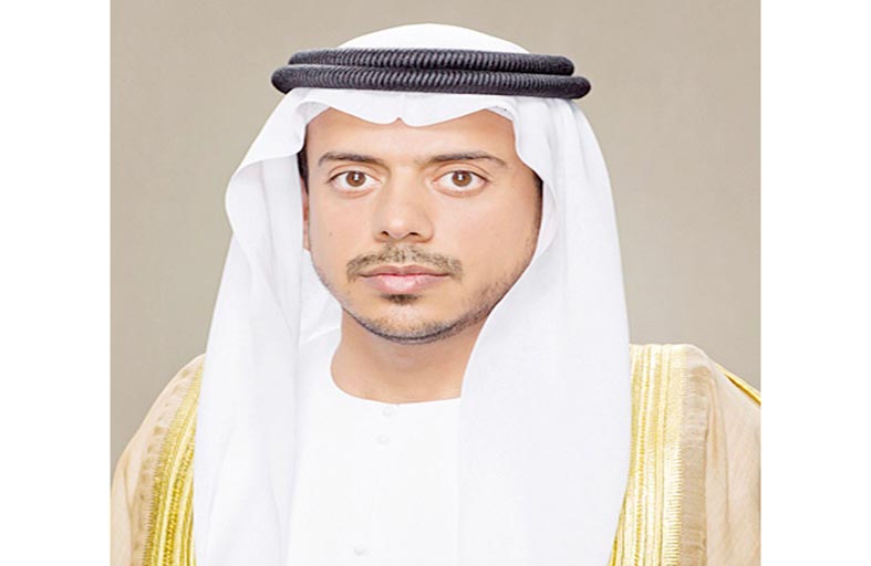 سلطان بن طحنون: الشيخ زايد رمز العطاء  