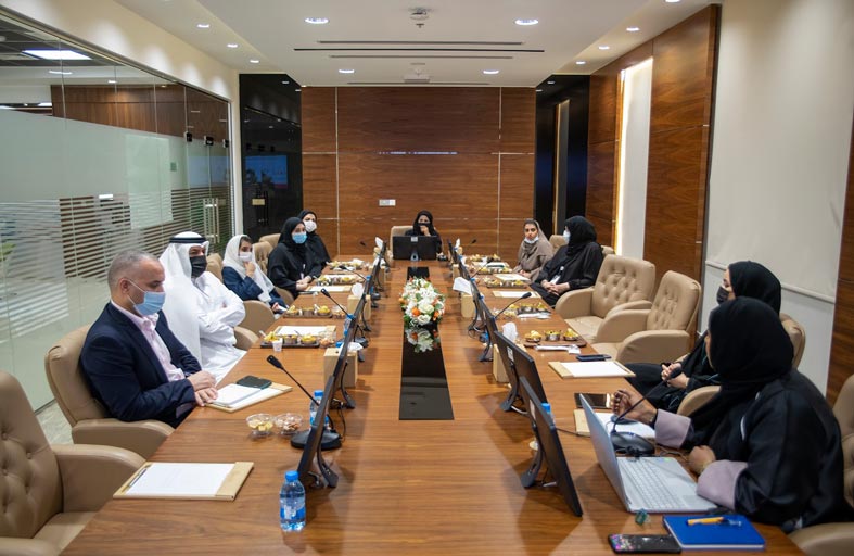 دائرة الأراضي والتنظيم العقاري تبحث استفادة الوسطاء العقاريين من خدمات مركز عجمان لريادة الأعمال