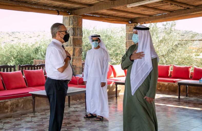 حاكم رأس الخيمة يستقبل السفير الأمريكي 