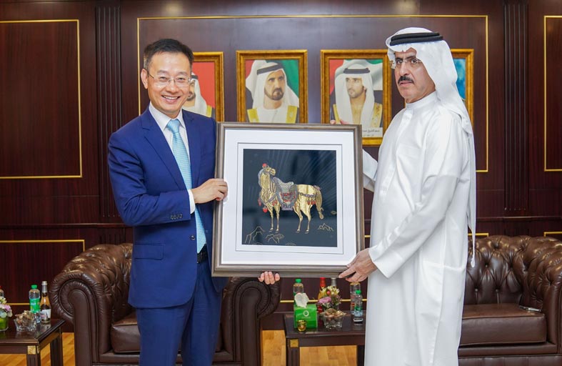 كهرباء دبي وهواوي تبحثان تعزيز التعاون المشترك