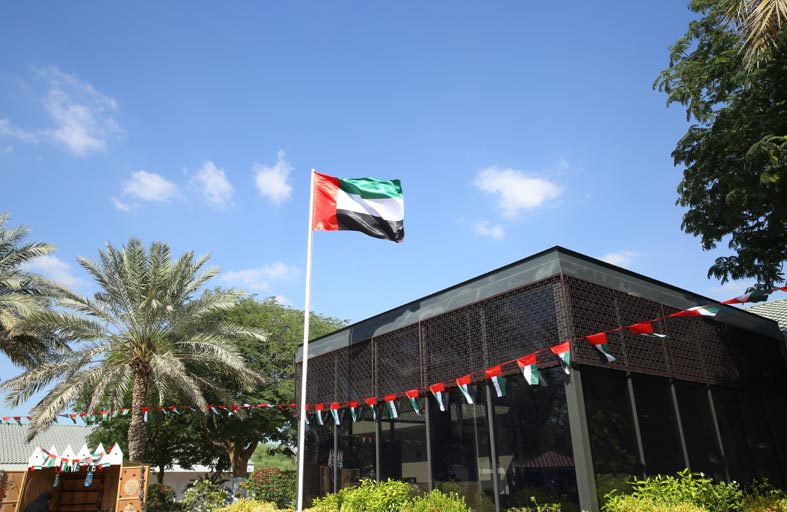 مؤسسة دبي لرعاية النساء والأطفال تحتفل في اليوم الوطني الـ49 للدولة