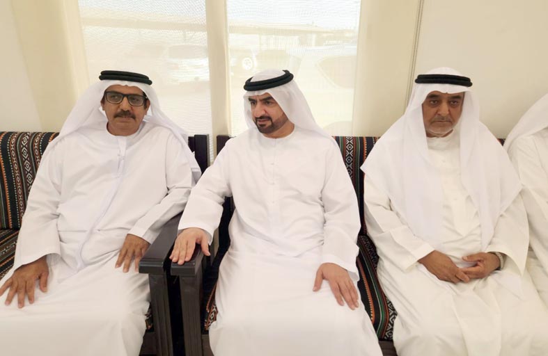 عبدالله بن سالم و سلطان بن أحمد يعزيان بوفاة حصة بنت عبدالله السويدي  