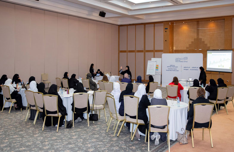 مكتب الشارقة صديقة للطفل يبحث سبل تطوير مشروع الشارقة صديقة للطفل مع المؤسسات المعتمدة