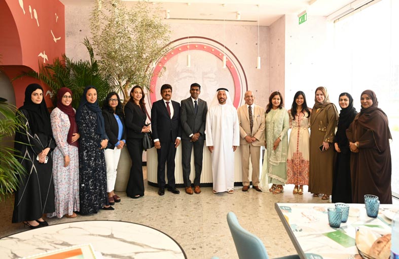 غرفة الشارقة تؤكد التزامها بدعم جهود مجلس الأعمال والمهن الهندي في الشارقة لتعزيز التعاون بين القطاع الخاص في البلدين