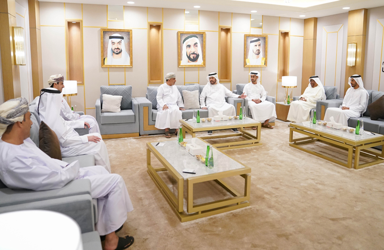 حمدان بن مبارك يستقبل رئيس الاتحاد العُماني لكرة القدم