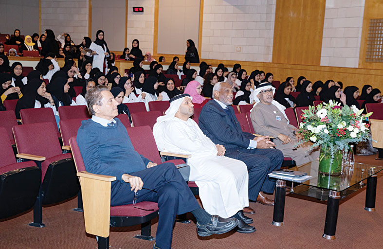 كلية الطب والعوم الصحية في جامعة الإمارات تعقد محاضرة  بعنوان فايروس كورونا والأوضاع الحالية وطرق الوقاية