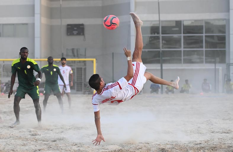 لقاءات حاسمة لمنتخبنا في البطولة الدولية الودية لكرة القدم الشاطئية بدبي