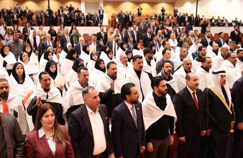 ترقب بالعراق لقرار القضاء بشأن البرلمان.. وهذه هي التداعيات