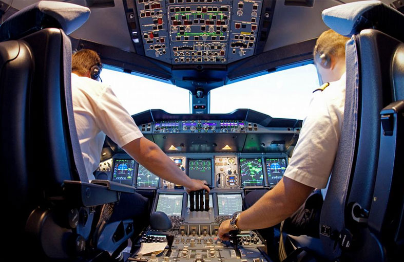 طيارون ألمان يأخذون قيلولة أثناء الرحلات 