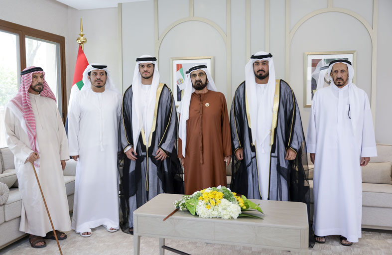 محمد بن راشد يحضر أفراح الكتبي والمزروعي