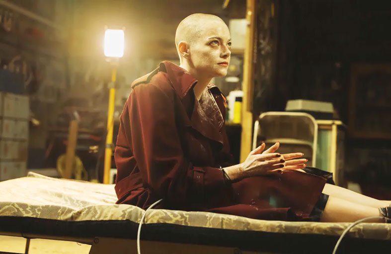 إيما ستون: رفضت الكشف عن مظهري حليقة الرأس في 