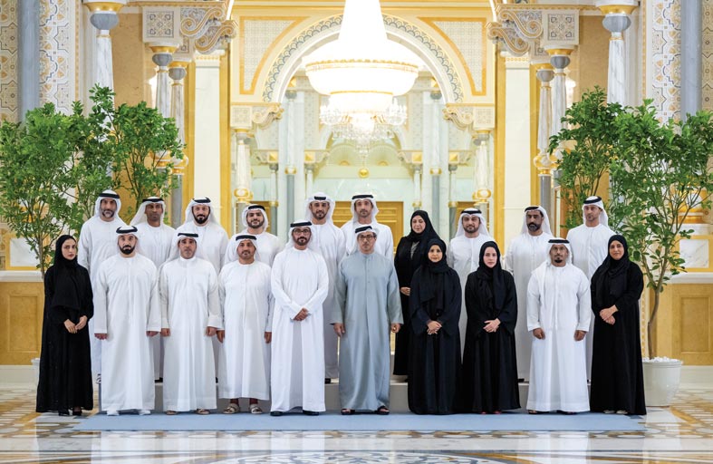 منصور بن زايد يطلع على مؤشرات الخطة الاستراتيجية لهيئة أبوظبي للزراعة والسلامة الغذائية 2022 - 2025 