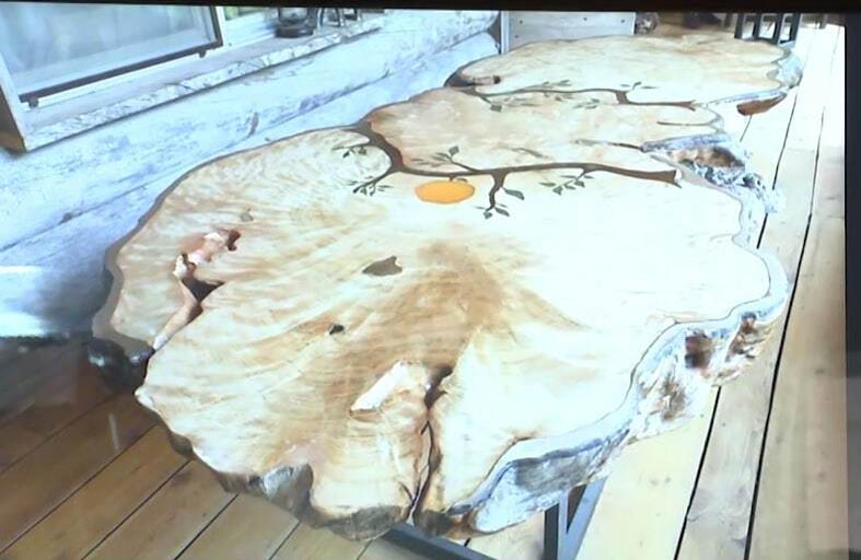 إبداعات وزير الدفاع الروسي الفنية تباع في مزاد