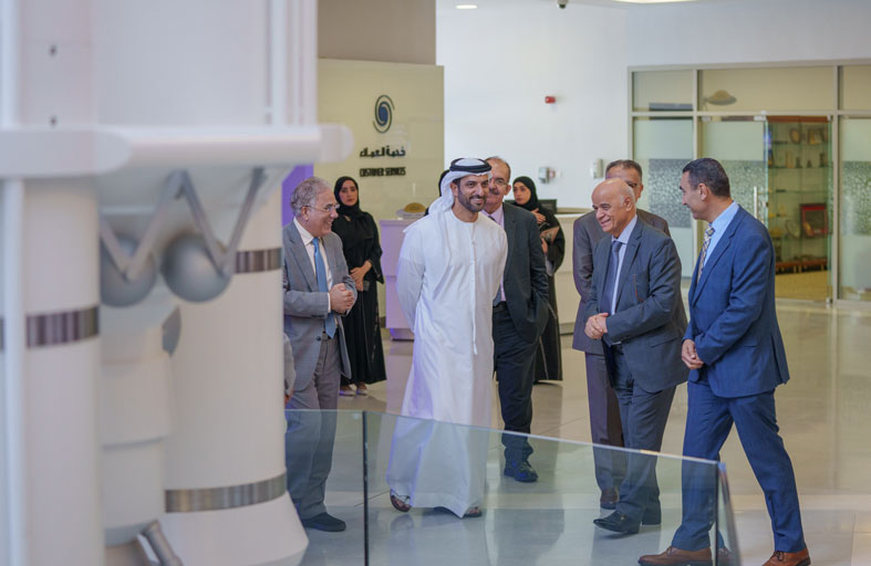 سلطان بن أحمد القاسمي يطلع على مقترحات مشروع إعادة تطوير المباني الداخلية لجامعة الشارقة