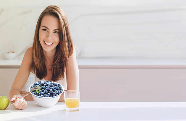 حفنة من التوت الأزرق تحمي القلب والعقل والأمعاء