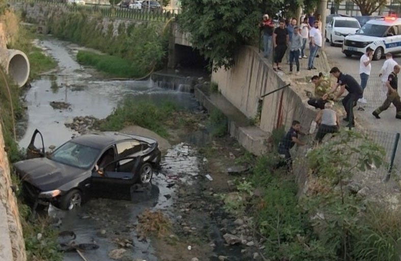 دهس طفل والدماء توثق المأساة على الجدران