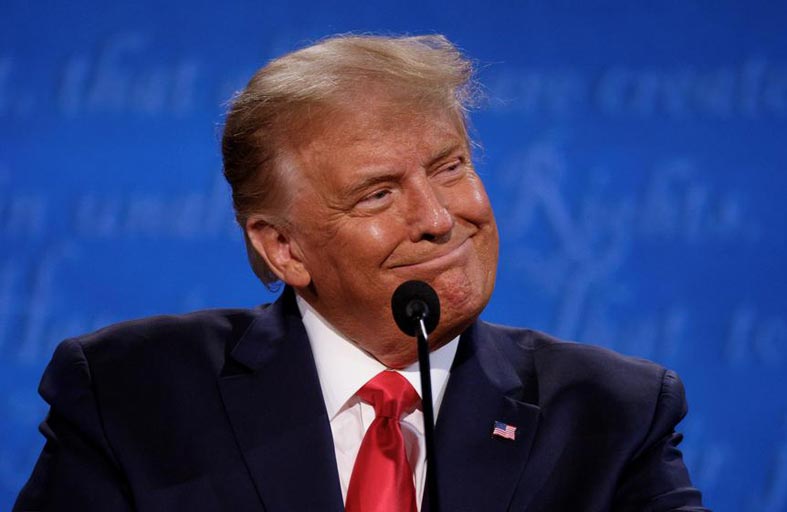 تصريح مثير : الكائنات الفضائية موجودة وترامب على علم