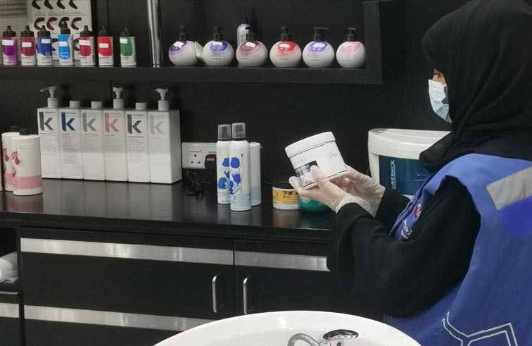 بلدية مدينة أبوظبي تنفذ حملة توعوية تفتيشية على مراكز التجميل والصالونات النسائية والرجالية