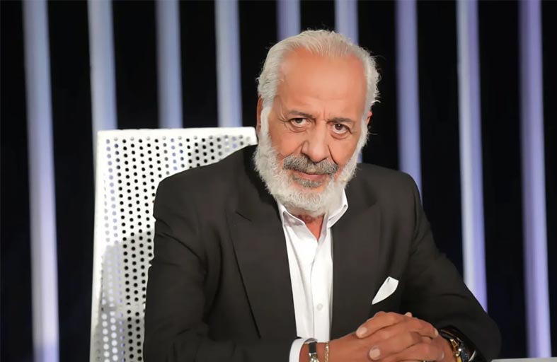 أيمن زيدان يعتذر عن تكريمه في مصر