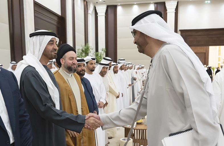 رئيس الدولة يستقبل وفد المجلس الوطني الاتحادي وعدداً من المسؤولين والمواطنين والضيوف