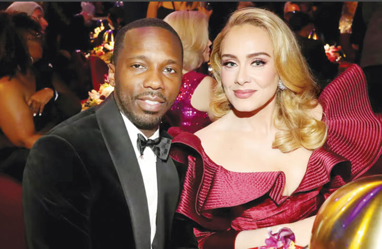 أديل تعترف بزواجها من ريتش بول