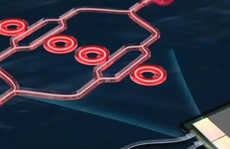 شريحة رقيقة تنقل 100 مليون كتاب في 7 دقائق!