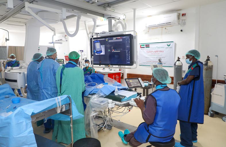 القلوب الصغيرة بالشارقة الخيرية تجري عشرات  العمليات الجراحية للأطفال المصابين بأمراض قلبية بكينيا