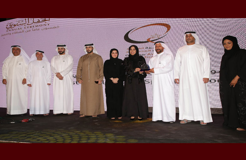 غرفة الشارقة تحتفل بيوبيلها الذهبي بتكريم المتميزين من موظفيها وإكسبو الشارقة وتحكيم