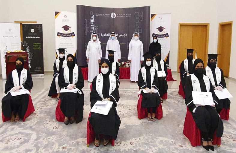 مجلس ضاحية الخالدية بالشارقة يكرم متفوقي الثانوية العامة  