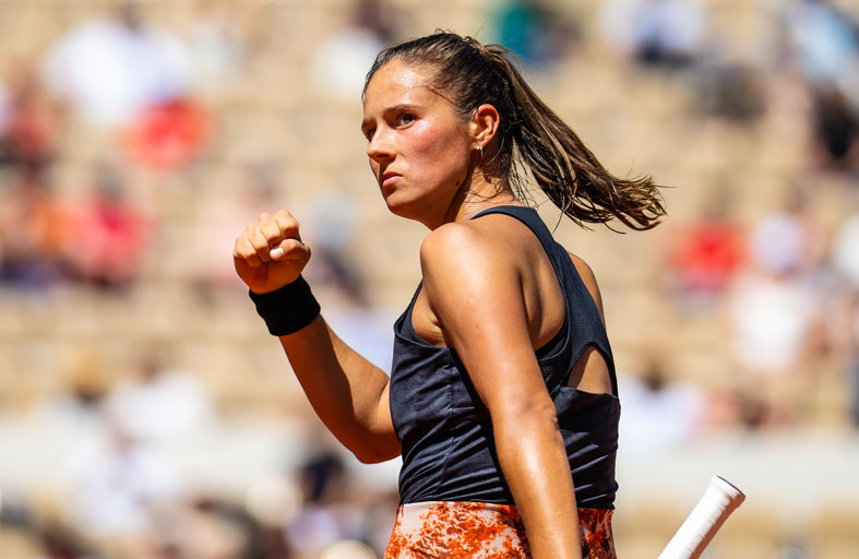 إعلان أسماء المشاركات في مبادلة أبوظبي المفتوحة - ريباكينا وساكاري و كريجيكوفا ضمن القائمة