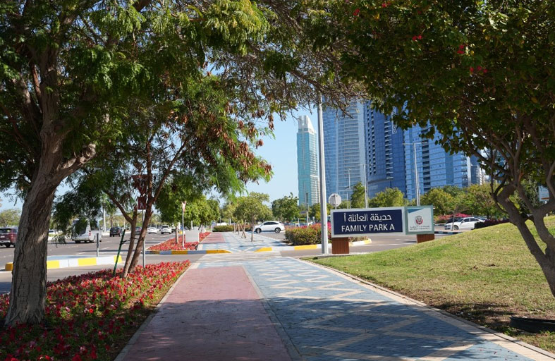 حملة ميدانية على الحدائق والمنتزهات لتوعية الزوار بإرشادات الاستخدام الأمثل للمرافق المجتمعية 