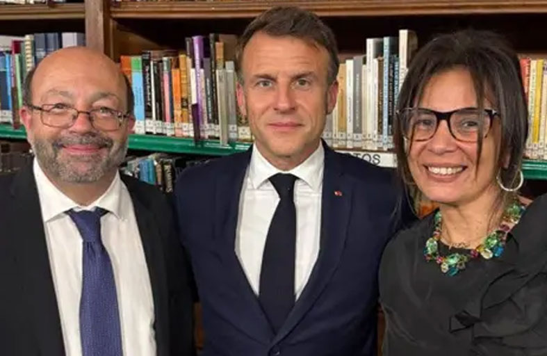 ماكرون يمنح برلمانية مصرية أعلى وسام فرنسي