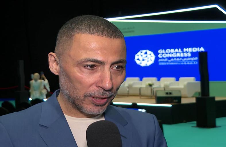 خبير يؤكد في الكونغرس العالمي للإعلام أن الذكاء الاصطناعي سيعيد تشكيل مستقبل الصحافة