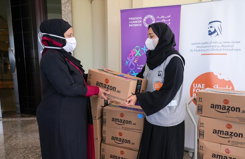 حملة «أنا أستحق الحياة» توزع طروداً غذائية على مرضى السرطان خلال شهر رمضان