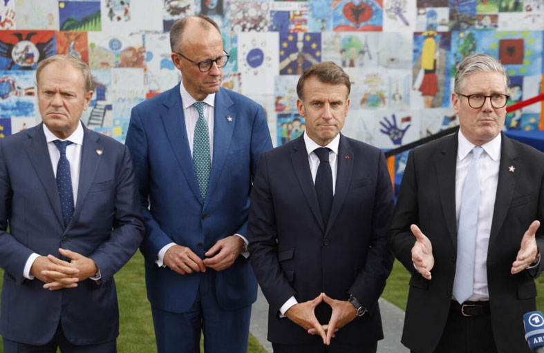 مُحركُها الأمن و الاقتصاد.. هل تنجح القمة في تجديد علاقة طُوِيت صفحتُها لكنها لم تَمُت ؟