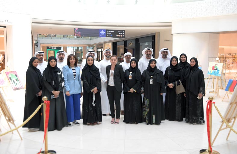 زايد العليا تنظم معرض (بدعمكم نبدع) لأصحاب الهمم