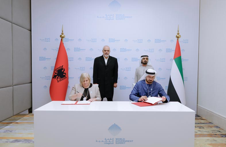 محمد بن راشد يلتقي رئيس وزراء ألبانيا خلال القمة العالمية للحكومات