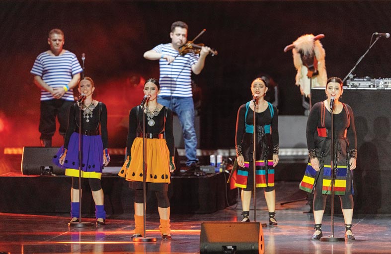 لادو إلكترو  تنشر روح الفولكلور الكرواتي في حديقة اليوبيل في إكسبو 2020 دبي