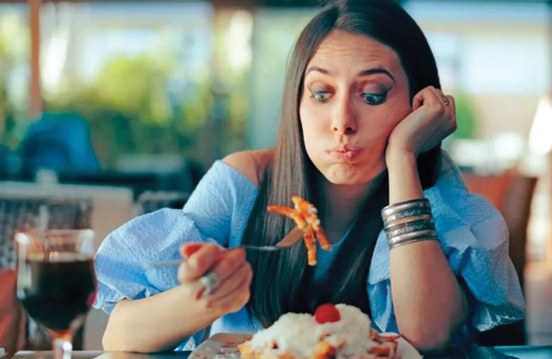 تحفيز الدماغ كهربائيا قد يعالج شراهة الأكل