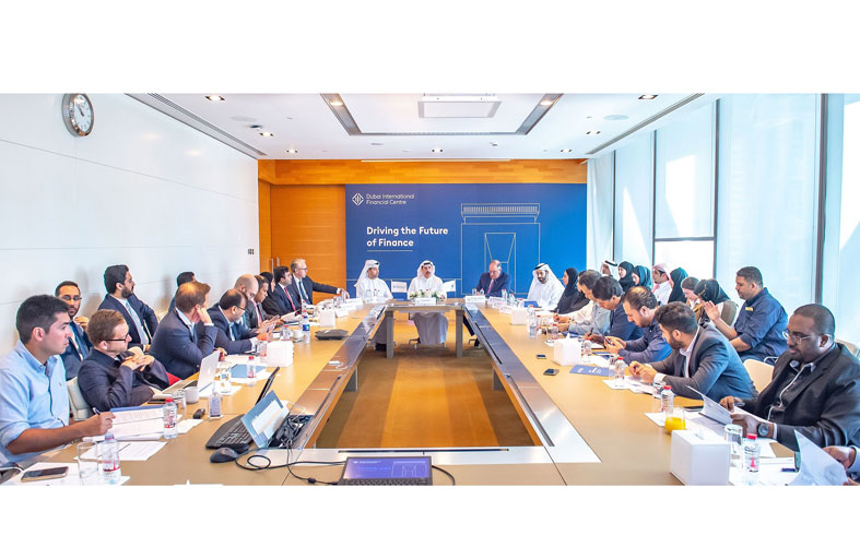 مكتوم بن محمد: مستمرون في دعم اقتصاد دبي بإنجازات ترسخ مكانة الإمارة بين أهم المراكز المالية العالمية