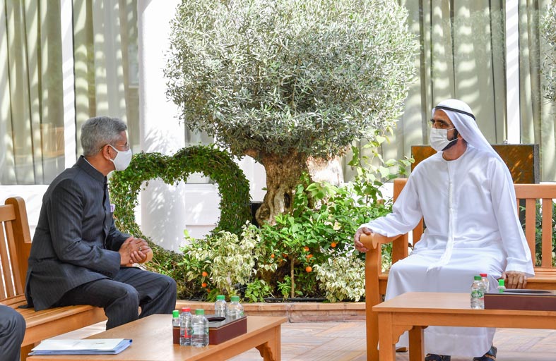 محمد بن راشد يتلقى رسالة من رئيس وزراء الهند